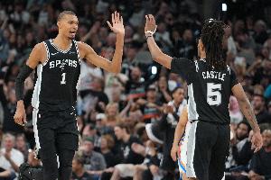 马刺闯进总决赛&Top2得分手文班卡斯尔都不超过22岁 NBA历史首队