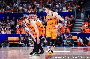 媒体人：上海放一场的可能性不大&广厦都放弃了 而且24年太漫长了