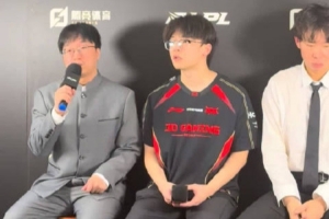 Tabe赛后采访批评选手表现：资源团前莫名掉点 面对逆境表现很差！